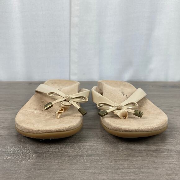 Vionic Cream Tan Bella II Thong Sandal Sz.7.5 - Picture 6 of 13